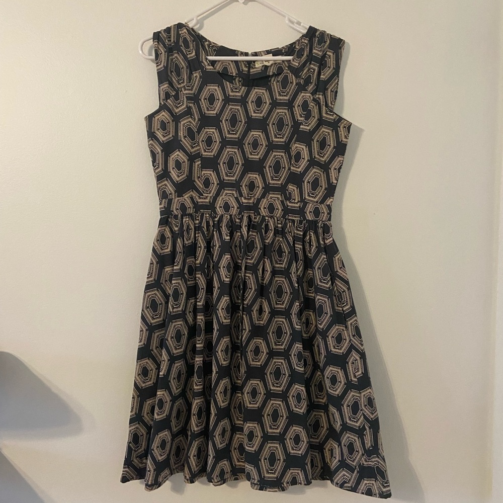 Mata Traders dress